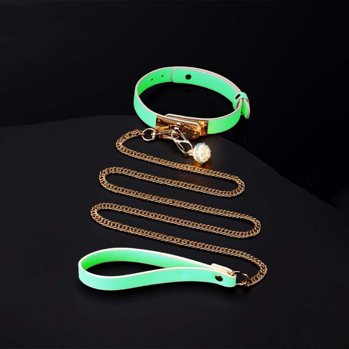 Yellow fire luminous collar